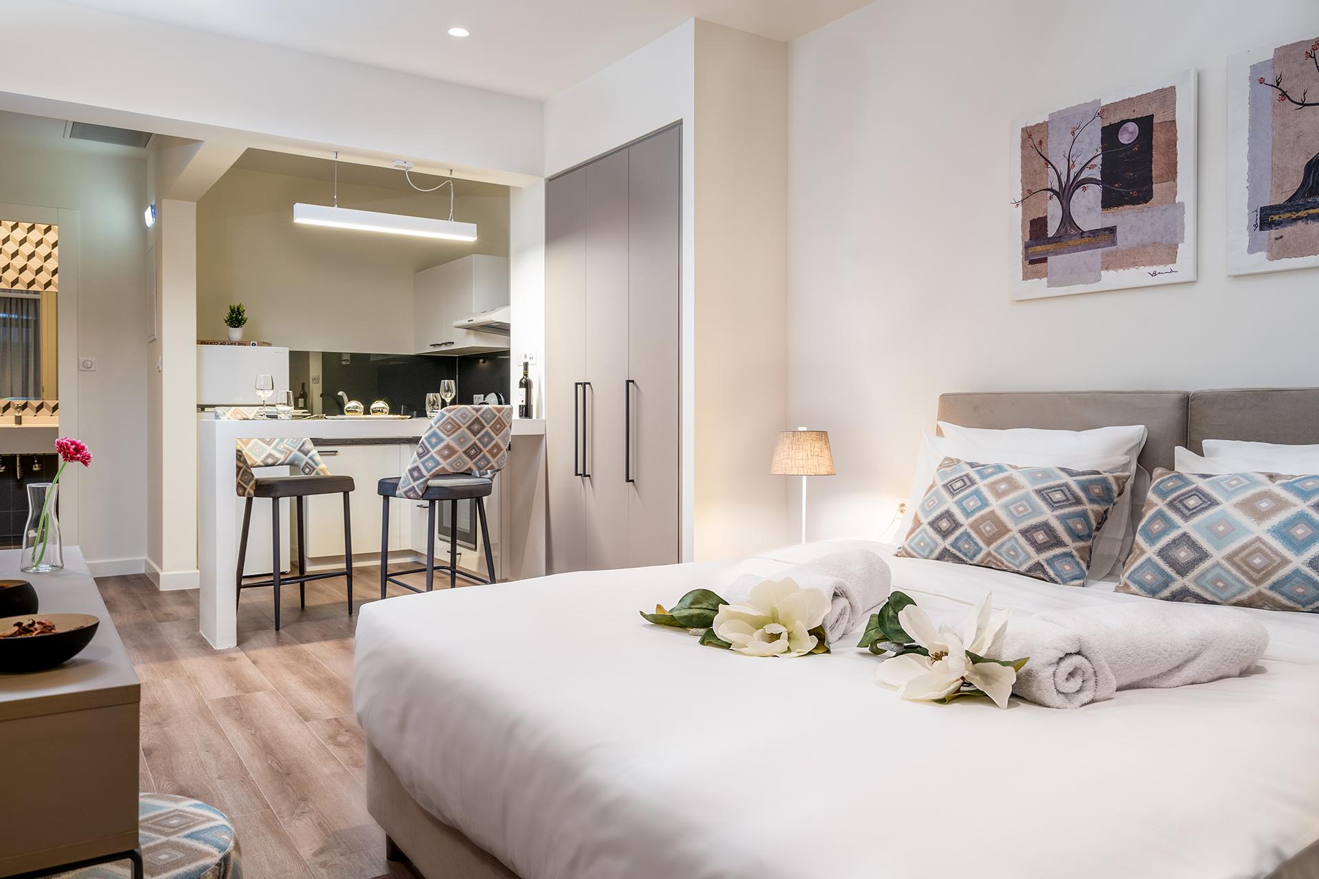 Urban Nest - Suites & Apartments Athens Exterior photo